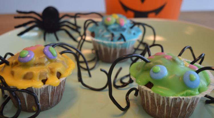 Opskrift Halloweenkager - edderkop